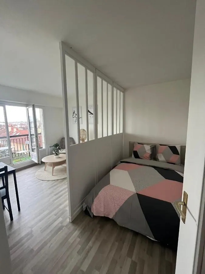 Lumineux Studio Avec Balcon / Cosy Flat With Balcony location